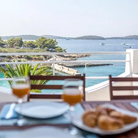 Shades Of Blue * フヴァル