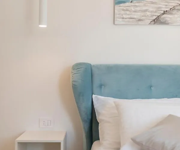 Shades Of Blue Apartamento Hvar Town